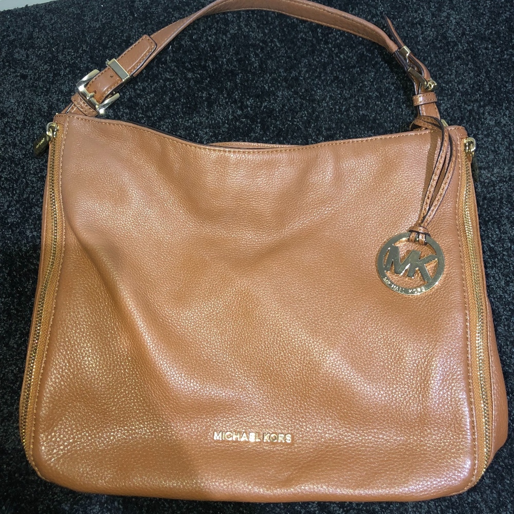 Tan Micheal Kors Purse